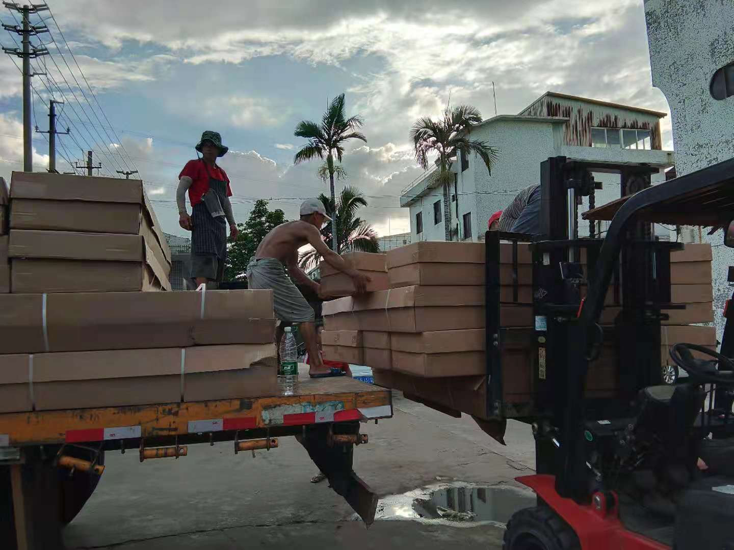 找铁床批发，不如找厂家