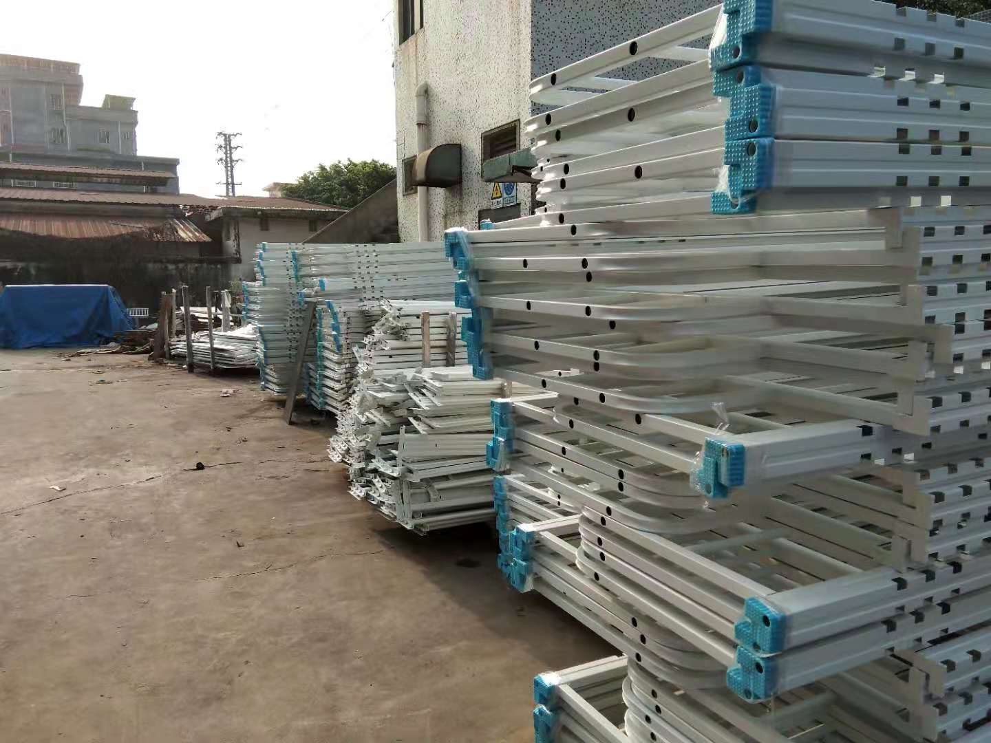 厂区堆满铁床怎么办？