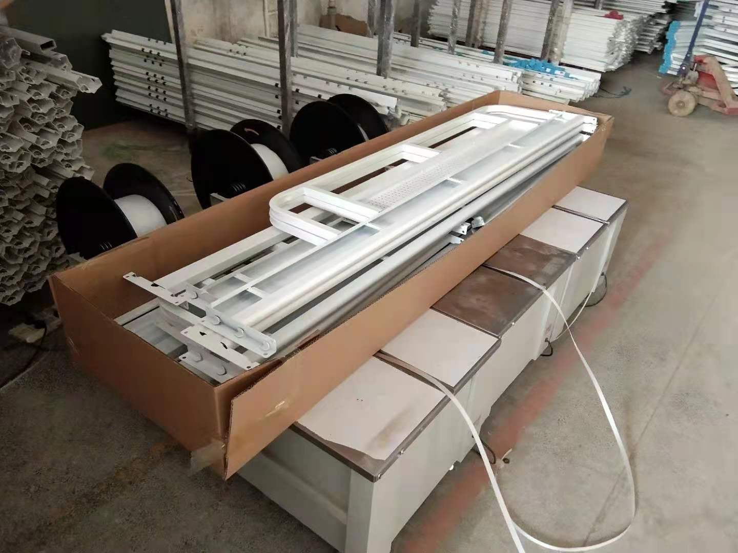 厂区堆满铁床怎么办？