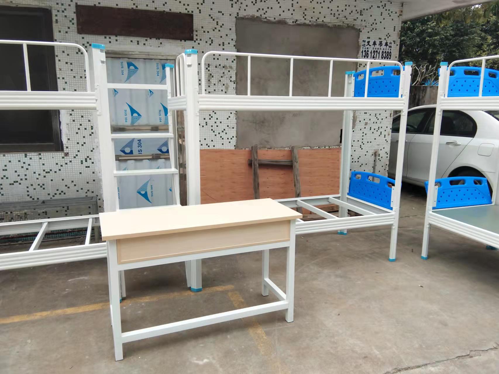 带你看上下铺铁床的公寓式组合设计