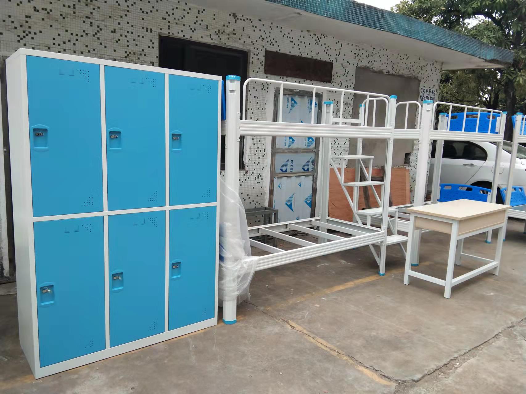 带你看上下铺铁床的公寓式组合设计